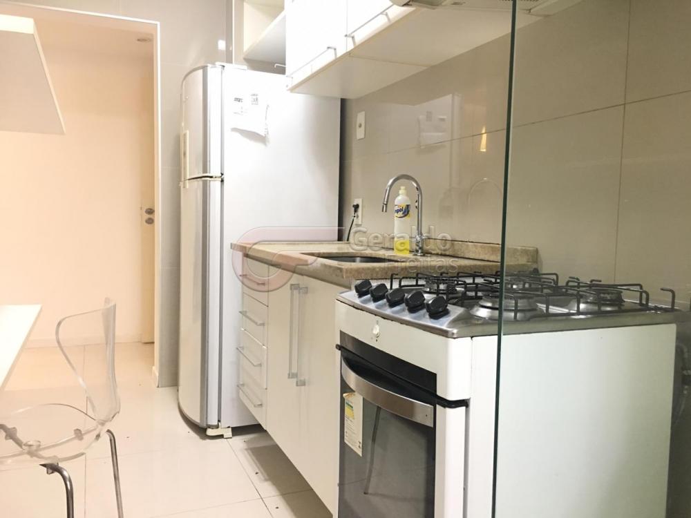 Apartamento para alugar com 3 quartos, 94m² - Foto 15