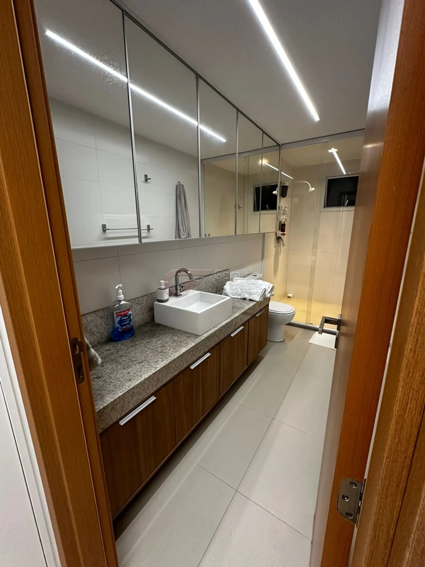 Apartamento à venda com 4 quartos, 258m² - Foto 12