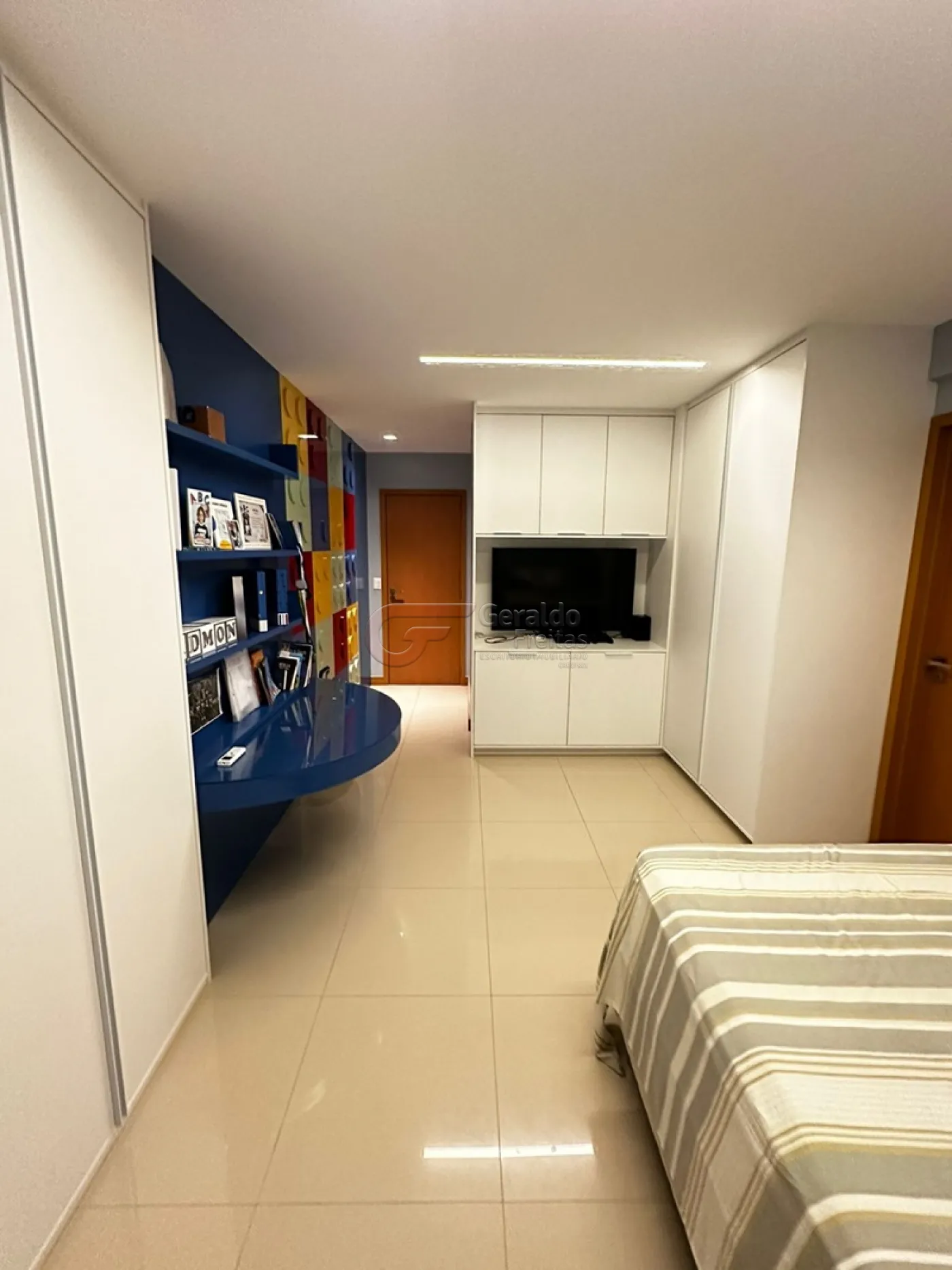 Apartamento à venda com 4 quartos, 258m² - Foto 15