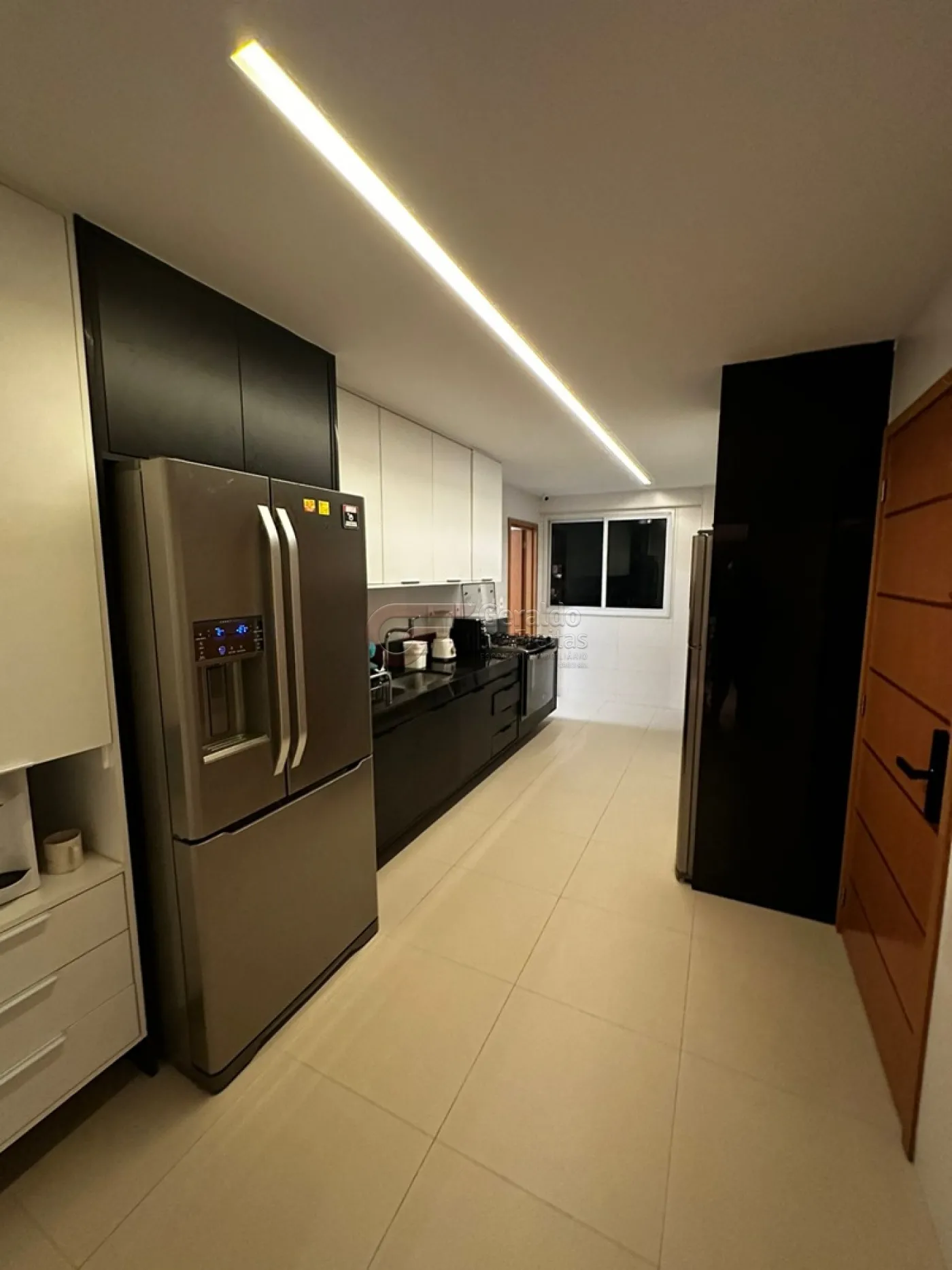 Apartamento à venda com 4 quartos, 258m² - Foto 19